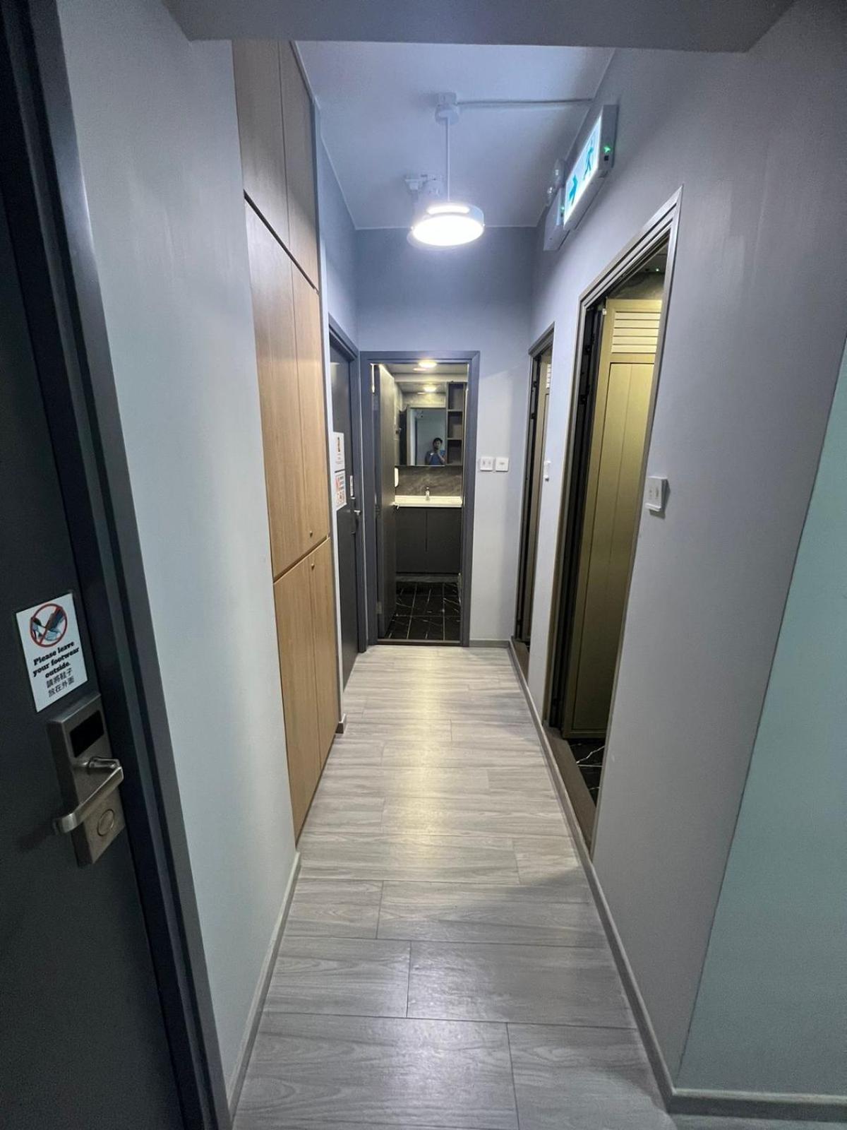 Check Inn Hk Hong Kong Phòng bức ảnh