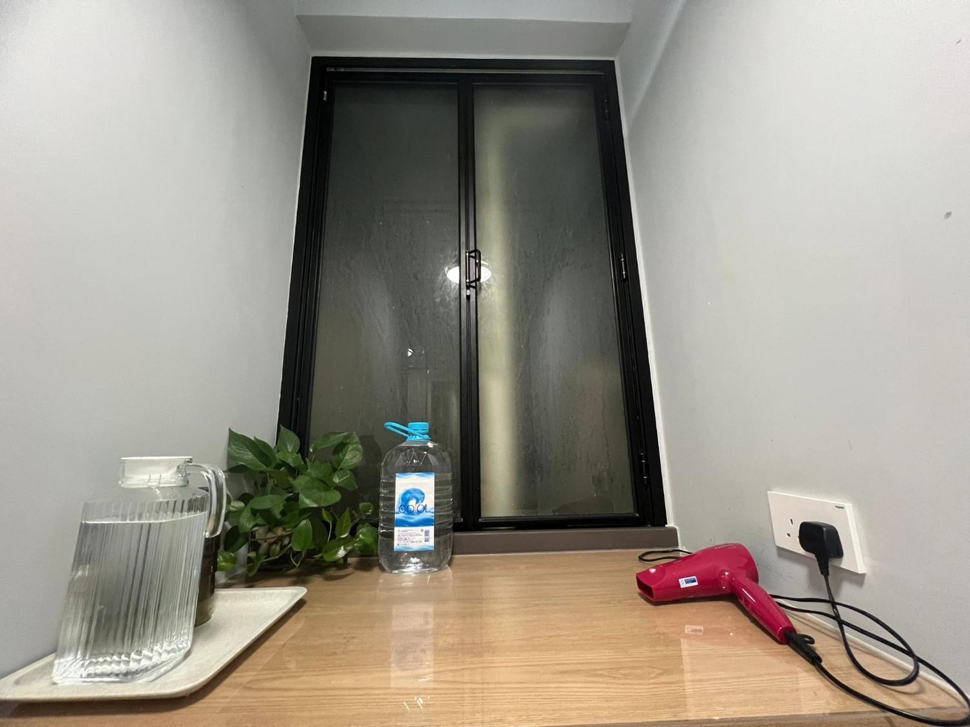 Check Inn Hk Hong Kong Phòng bức ảnh