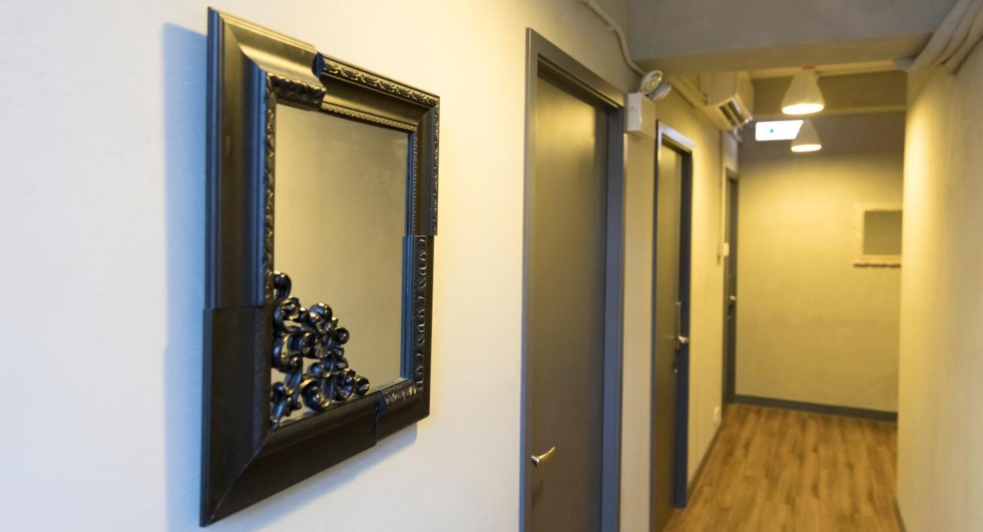Check Inn Hk Hong Kong Phòng bức ảnh